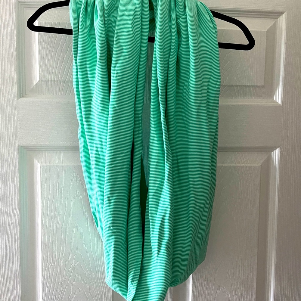 Lululemon Vinyasa Scarf